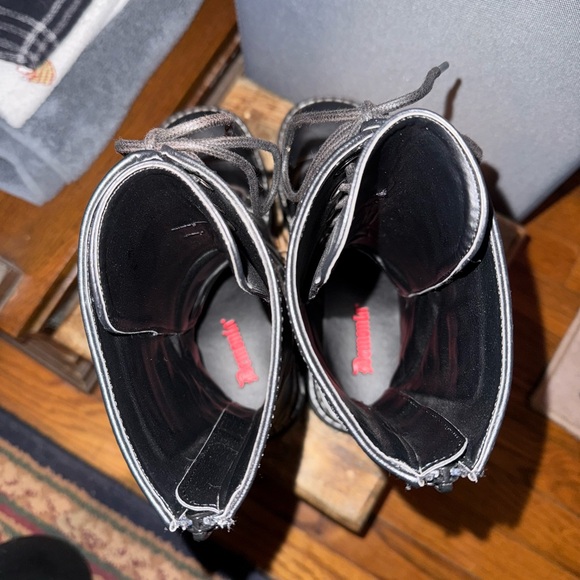 Demonia Lilith 271 Boots - Picture 5 of 6